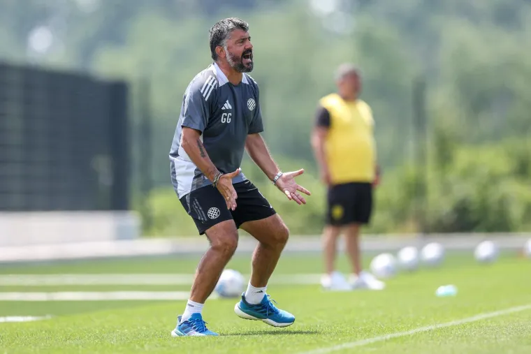 Ovako je izgledala utakmica Hajduka: Livaja s repićem, Gattuso luduje uz klupu