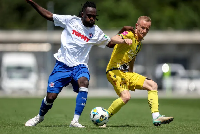 Ovako je izgledala utakmica Hajduka: Livaja s repićem, Gattuso luduje uz klupu