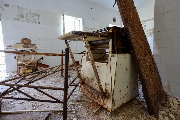 Napu&scaron;ten je već 35 godina, okružen je željezom i zelenilom. Pogledajte kako danas izgleda Goli otok