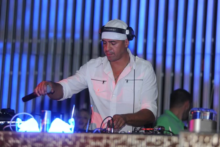 Slavna 'Kućanica', NBA zvijezda, bjegunac iz 'Zakon braće' i Ivan Todorić. Svi u noćnom klubu u Vodicama