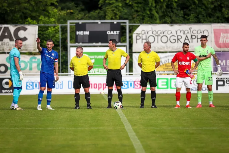 Dinamo prvi put zaigrao u novim dresovima pa utrpao &scaron;est komada: Zabio i trenerov sin