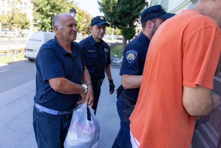 Ovo su lica osumnjičenih za zločine iz '91. kod Vukovara: Zarobili su i zlostavljali'