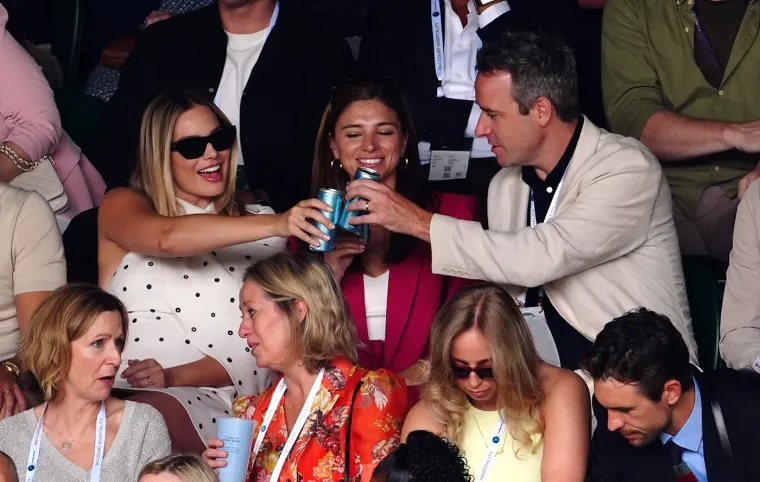 Margot Robbie pokazala trudnički trbuh na Wimbledonu: Pojavili su se i drugi slavni