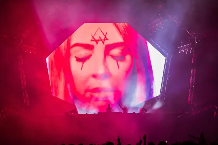 Prva noć Ultre iza nas! Gliteri, neon i partijanje do zore: pogledajte kako je to izgledalo