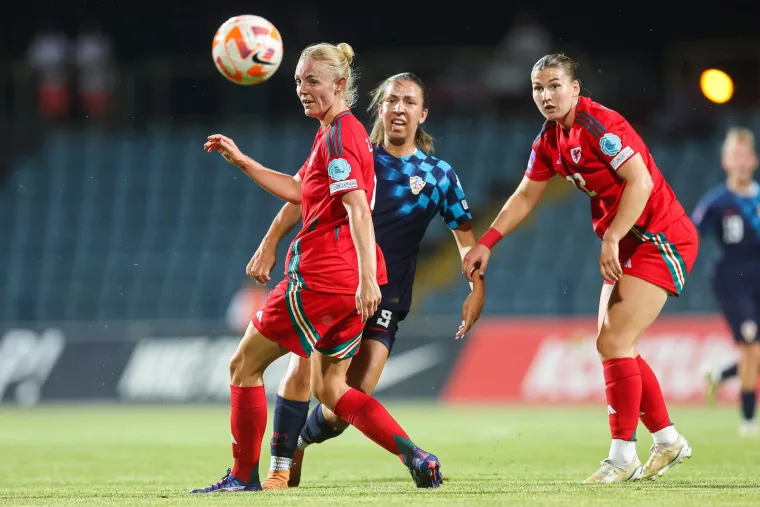 Težak poraz hrvatskih nogometa&scaron;ica: 'Njihove su prave profesionalke'