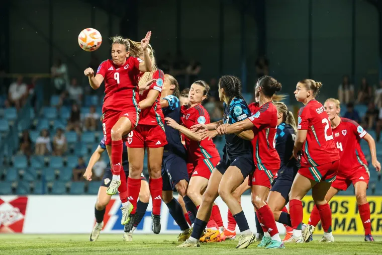 Težak poraz hrvatskih nogometa&scaron;ica: 'Njihove su prave profesionalke'