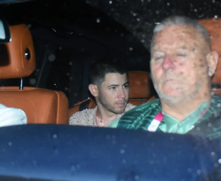 Kardashianke na svadbi sina najbogatijeg Azijanca, odjevnom kombinacijom ukrale show svima