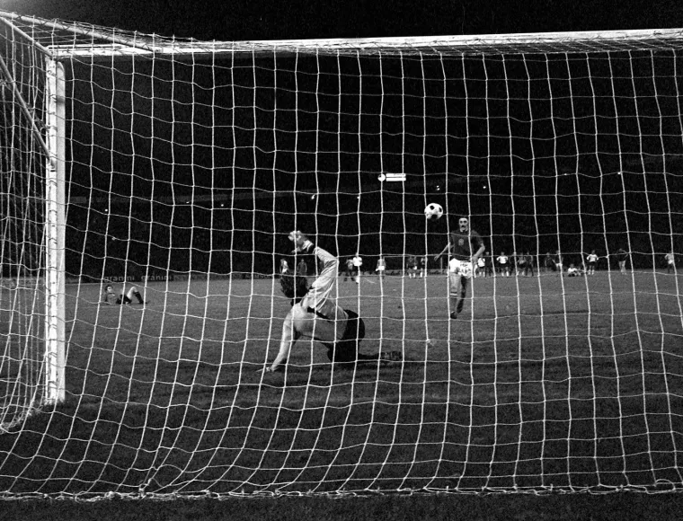 Pogledajte sva finala Eura dosad: Od Panenke, bombe Van Bastena do zlatnog gola i grčke senzacije