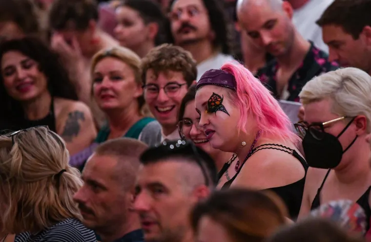 Spektakularna queer opera održana u HNK: Pogledajte atmosferu