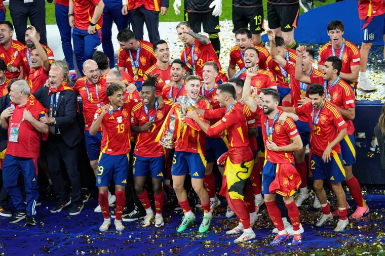 Ovako dan nakon finala Eura izgledaju naslovnice &scaron;panjolskih i engleskih novina