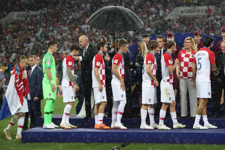 Pitana, neutje&scaron;ni Modrić i Kolindini zagrljaji - dan koji hrvatski navijači ne zaboravljaju