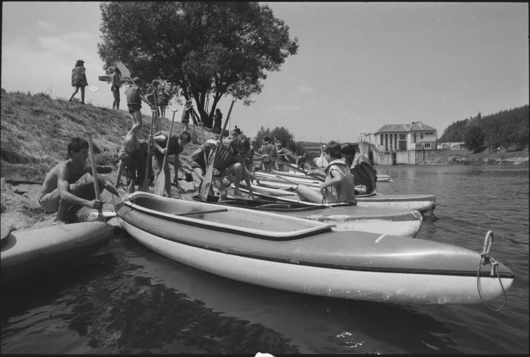 Ovako se ljetovalo u doba komunizma: More je za mnoge tada bilo san, pa se i tako hladilo na vruć dan