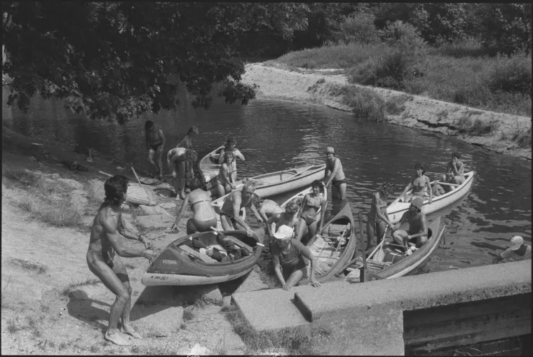 Ovako se ljetovalo u doba komunizma: More je za mnoge tada bilo san, pa se i tako hladilo na vruć dan