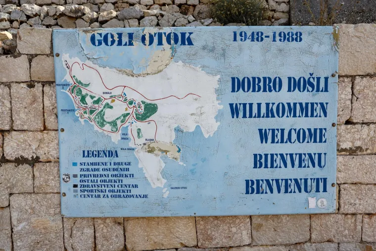 Oni koji se nisu slagali s Titom bili su poslani ovamo. Ovako iz zraka izgleda zloglasni Goli otok