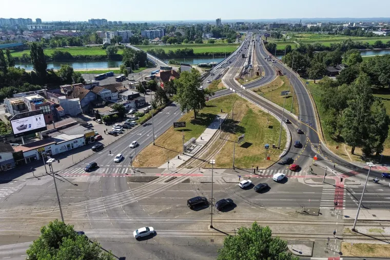 Obnovljen dio Jadranskog mosta: Ovako iz zraka izgleda nova regulacija prometa
