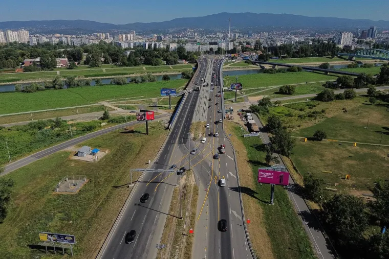 Obnovljen dio Jadranskog mosta: Ovako iz zraka izgleda nova regulacija prometa