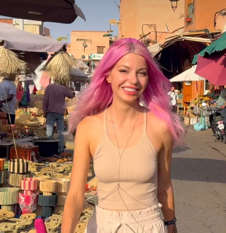 &quot;Kada sam joj predložila da pronađe makar privremeni honorarni posao, odbila je. Zato sam odlučila da je razvod najbolje rješenje&quot;, prepričala je Julia te naglasila da je s Eileen svejedno ostala u prijateljskim odnosima. 