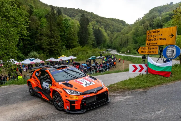 Direktno s prozora: Ovako su navijači pro&scaron;le godine gledali WRC Croatia Rally, ali ubuduće takvih prizora vi&scaron;e neće biti