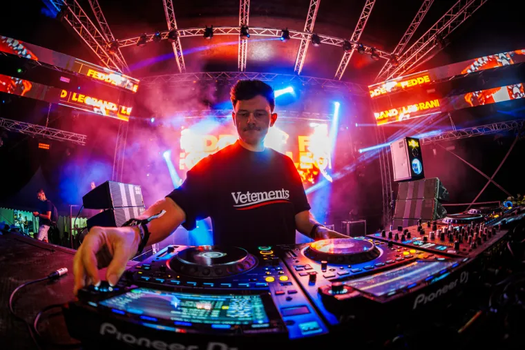 Ni ki&scaron;a nije pokvarila 'Ultru' u Međimurju, zvijezda večeri: Fedde le Grand. Ovako je izgledao prvi dan Forestlanda
