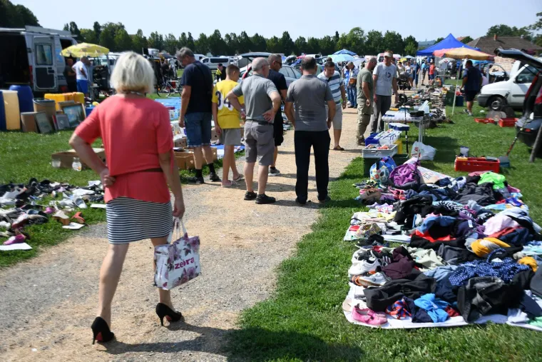 I Ante i Broz dobro prodaju se skroz: Evo &scaron;to sve nudi jedan od najpopularnijih hrvatskih buvljaka