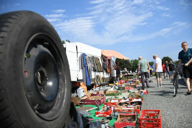I Ante i Broz dobro prodaju se skroz: Evo &scaron;to sve nudi jedan od najpopularnijih hrvatskih buvljaka