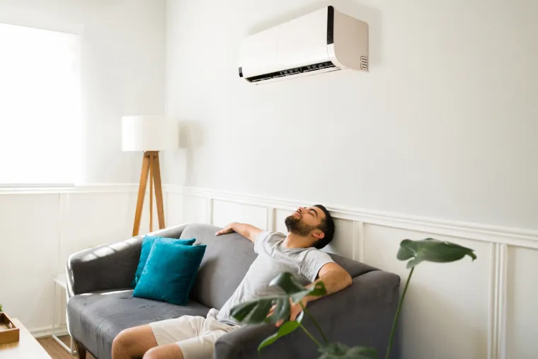 U nastavku donosimo savjete kako održati ugodnu temperaturu prostorije i spriječiti utjecaj klima uređaja na vaše zdravlje. 