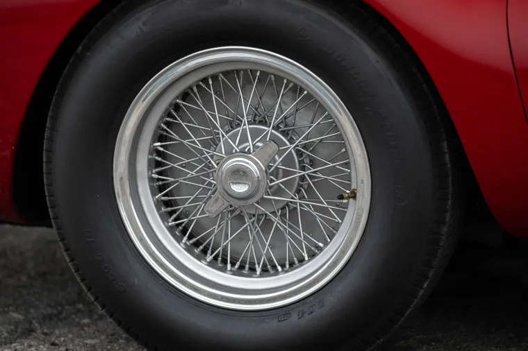 Ovaj ljepotan proizveden je 1957.  u samo dva primjerka i za koji dan će netko za njega dati golem iznos