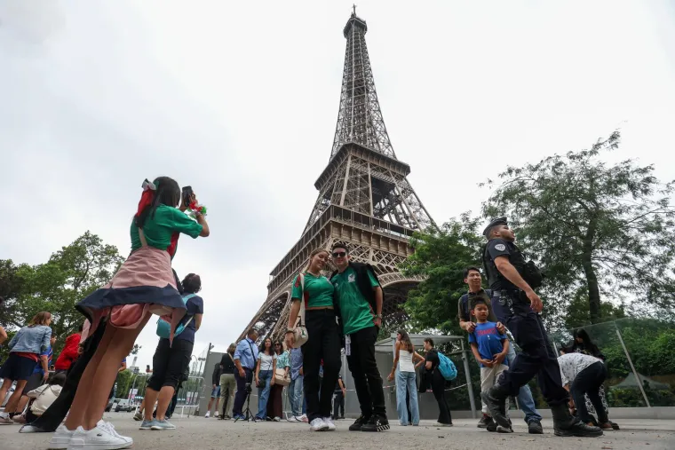 Ovako je izgledao Pariz kroz objektiv fotoreportera uoči ceremonije otvaranja Olimpijskih igara