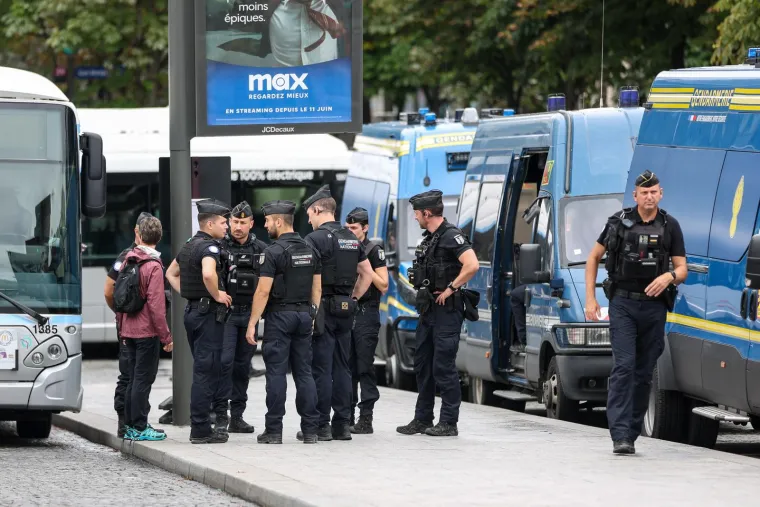 Ovako je izgledao Pariz kroz objektiv fotoreportera uoči ceremonije otvaranja Olimpijskih igara