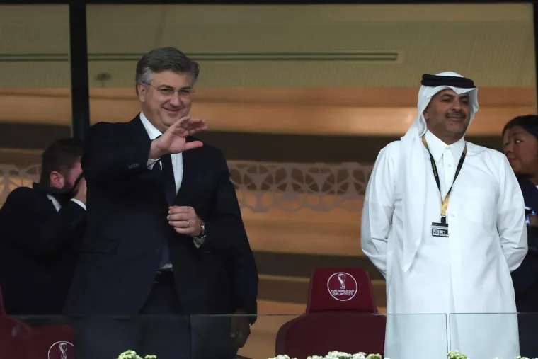 5. prosinca 2022. 

U Katru je Vatrene bodrio u osmini finala kada su na&scaron;i pro&scaron;li na jedanaesterce protiv Japana