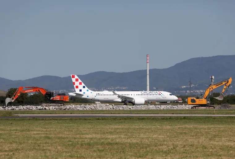 U Zagreb je sletio Airbusa A220, novi zrakoplov Croatia Airlinesa