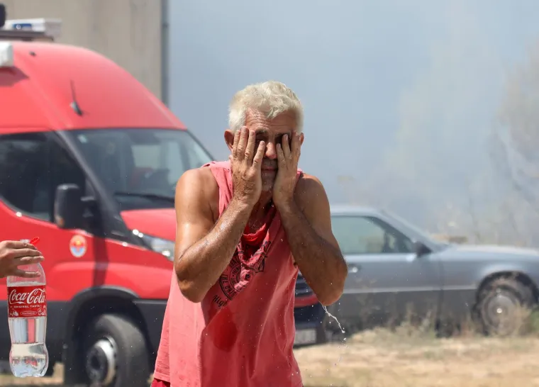 Apokaliptične scene kod Skradina! Evakuiraju ljude, stanovnici nemoćno gledaju, pogledajte stravične prizore