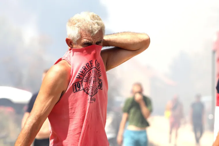 Apokaliptične scene kod Skradina! Evakuiraju ljude, stanovnici nemoćno gledaju, pogledajte stravične prizore