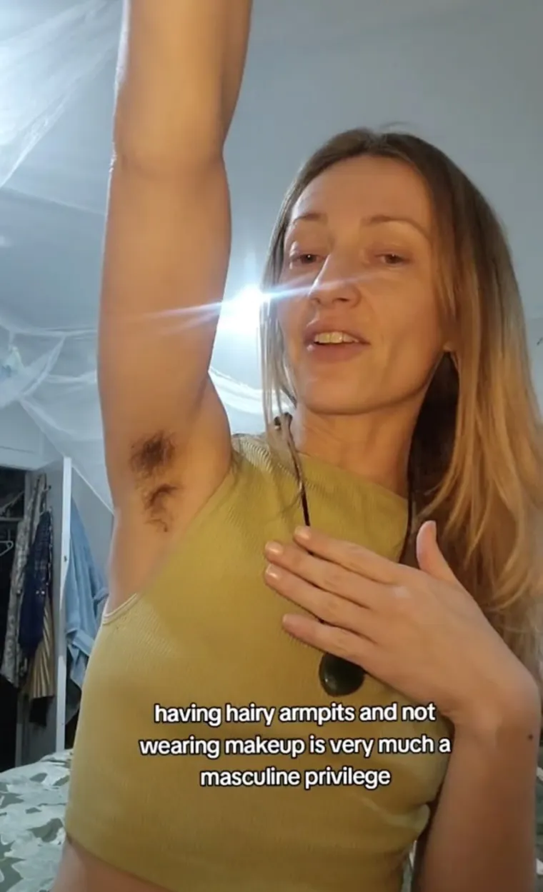 Djevojka koja se puno desetljeće nije obrijala otkrila kako se to odrazilo na njezin ljubavni život