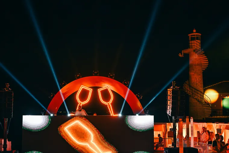 Sunset in a glass event i popularni The Shapeshifters pripremili spektakl