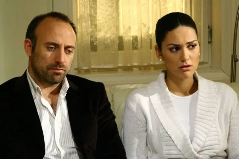 Halit Ergenc i Berguzar Korel, 1001 noć