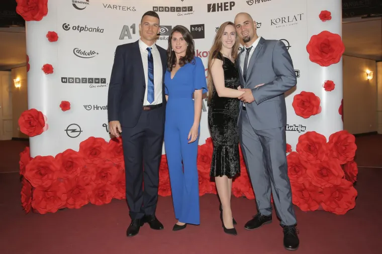 Braća Sinković sa svojim ženama