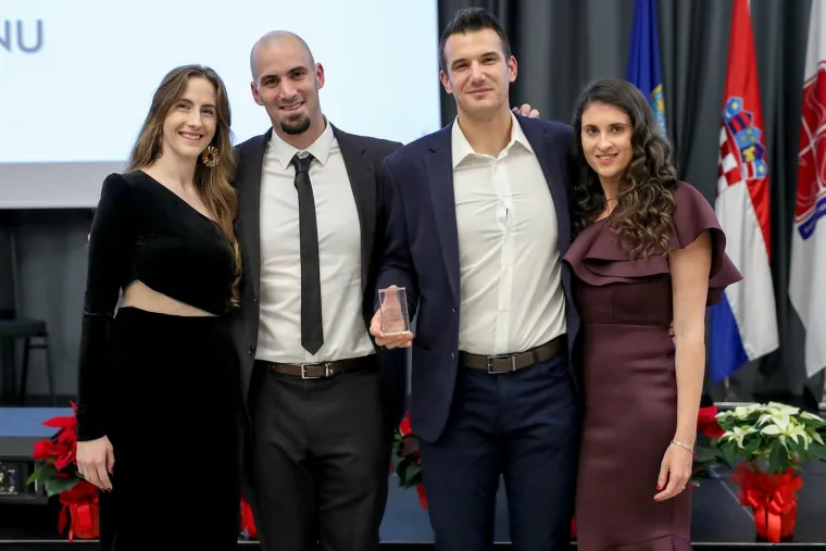 Braća Sinković s Manuelom i Antonelom