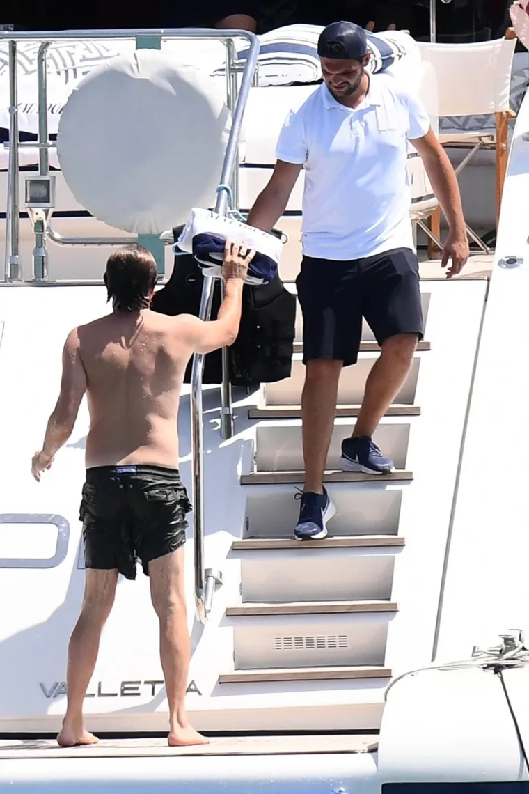 Leonardo DiCaprio smanjio trbu&scaron;inu. Je li za to kriva 23 godine mlađa djevojka ili...?