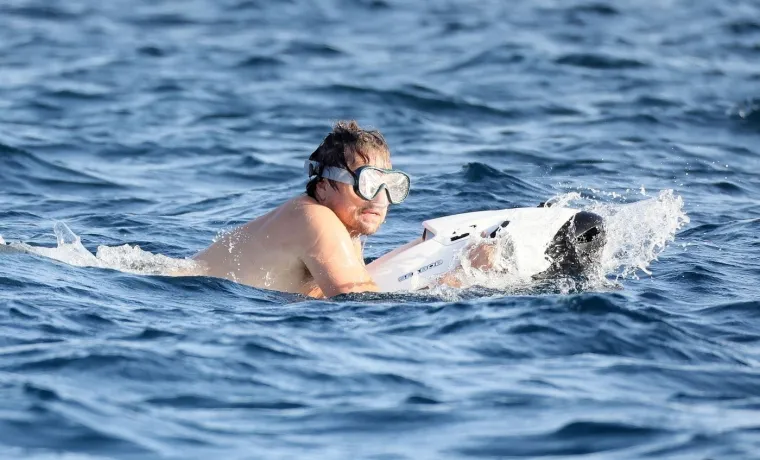 Leonarda DiCaprija opekla meduza dok je uživao u ronjenju s mlađahnom devojkom