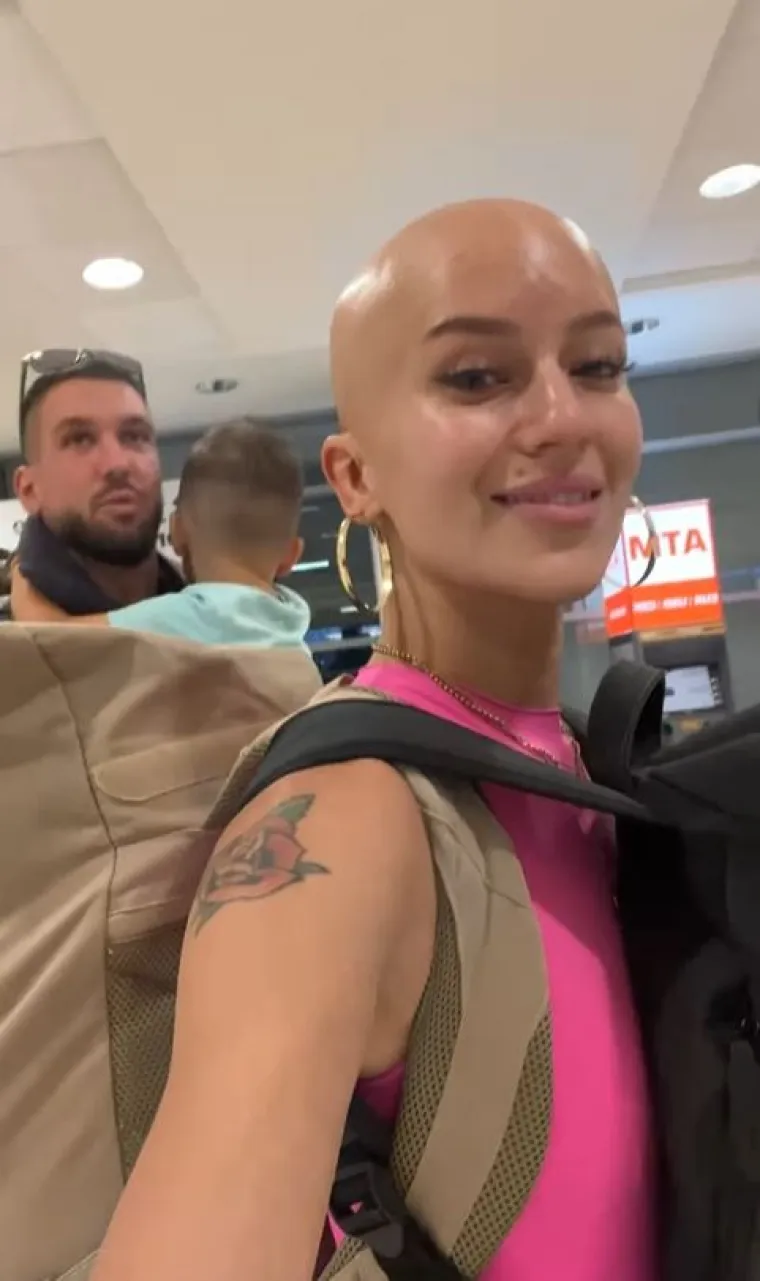 Nakon operacije grudi suočila se s velikim problemom: 'Sada izgledam kao Gollum'