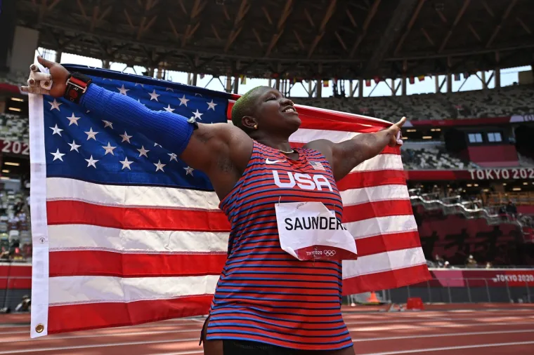 Natječe se sa ženama i ne dozvoljava da je se zove ženom: Pazite u kakvom se izdanju pojavila