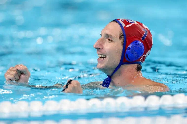 Kakve scene u Parizu nakon &scaron;to je Hrvatska zakazala treće veliko finale ove godine