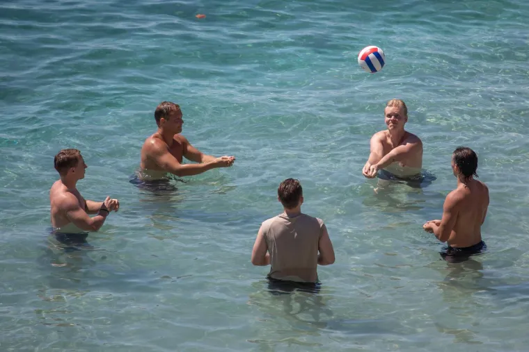 Paklene vrućine i idilični prizori s plaža: Vikend stvoren za brčkanje i odmor