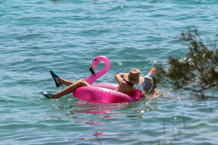 Paklene vrućine i idilični prizori s plaža: Vikend stvoren za brčkanje i odmor