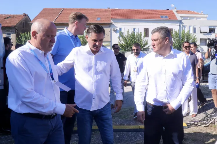 Veseli i raspoloženi, lijepo im u dolini Neretve: Političari se sjatili na Maraton lađa. Evo tko je sve došao