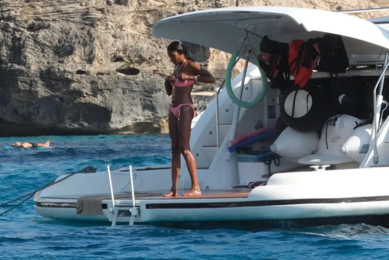 Naomi Campbell i Eiza Gonzalez 