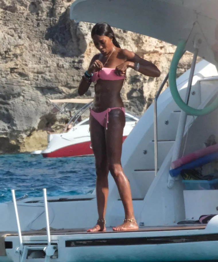 Naomi Campbell i Eiza Gonzalez 