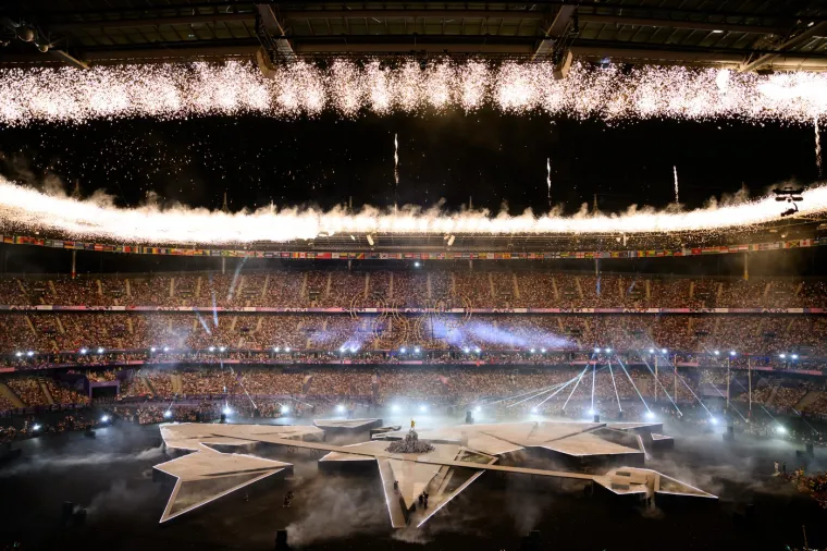 Spektakularno zatvorene Olimpijske igre: Nevjerojatne scene obilaze svijet