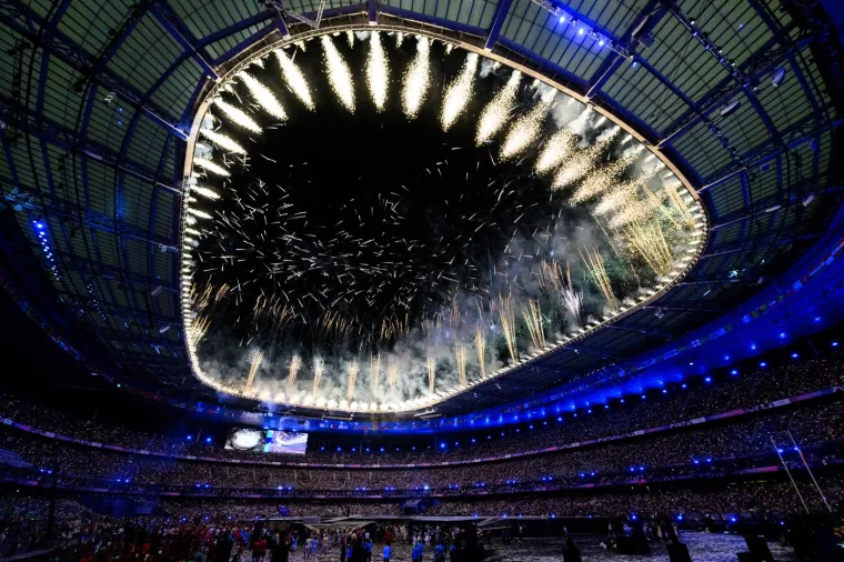Spektakularno zatvorene Olimpijske igre: Nevjerojatne scene obilaze svijet